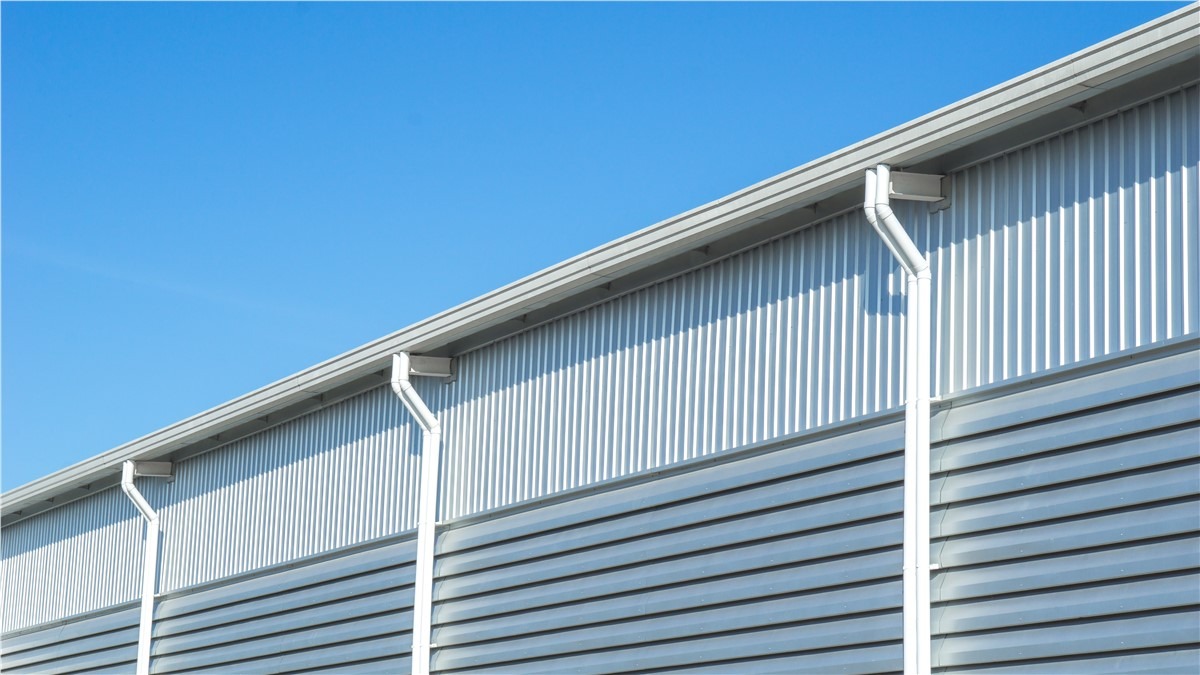 Commercial Seamless Gutters