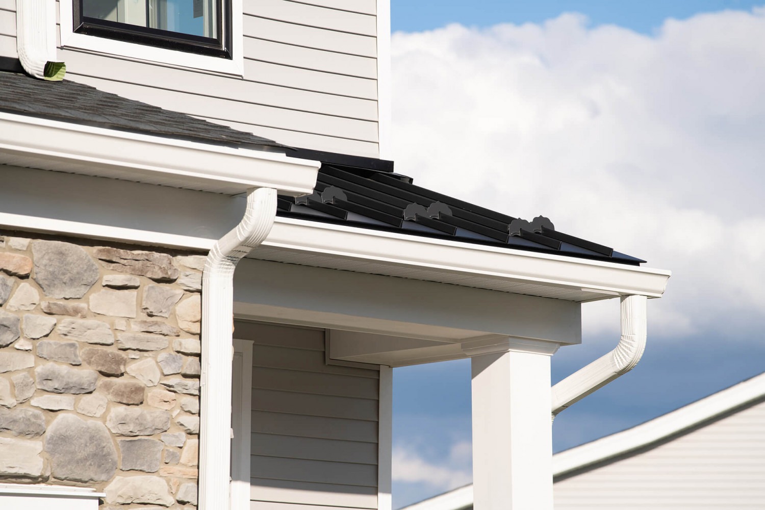 Rhodes Seamless Gutter 